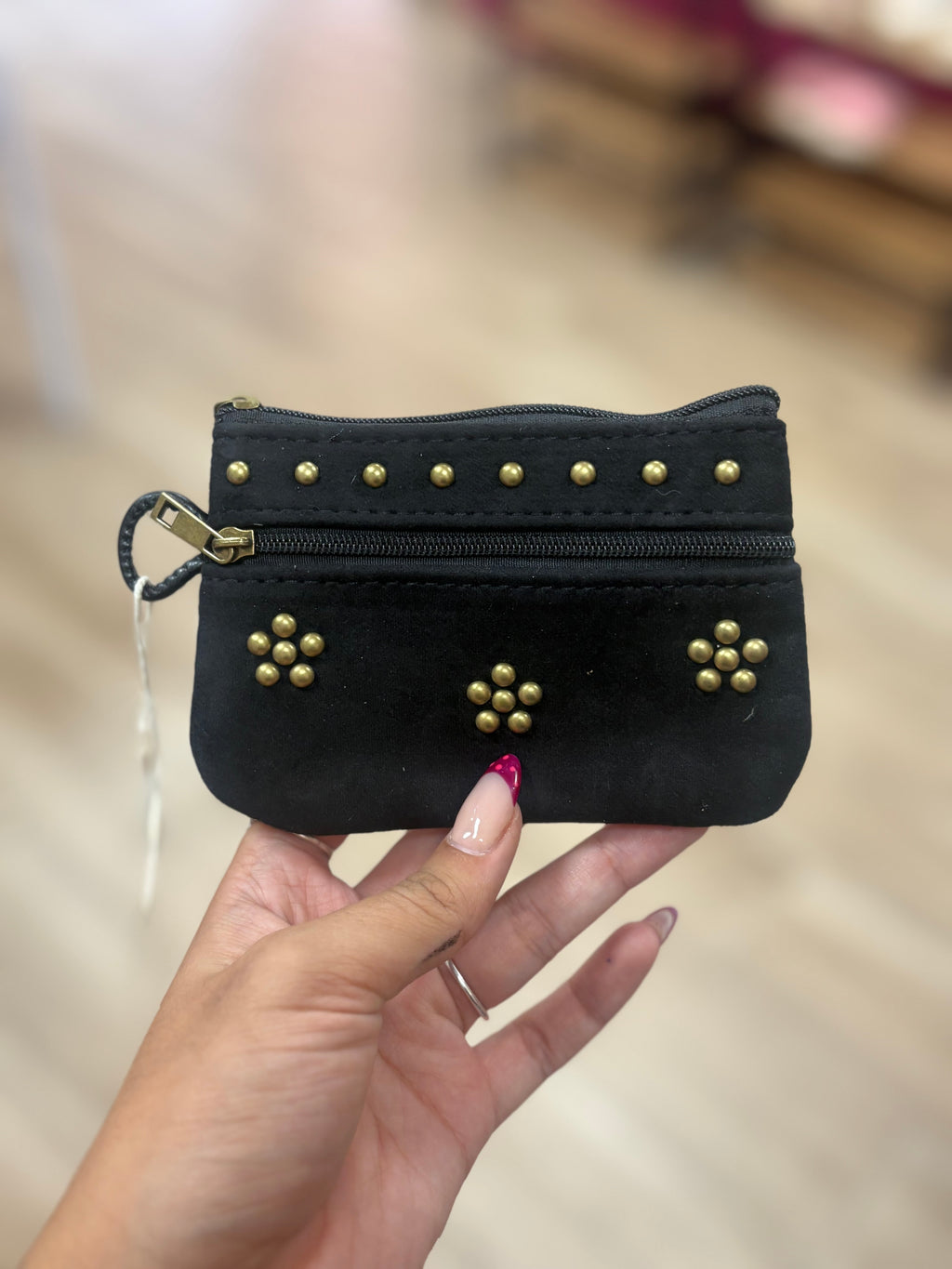 Monedero polipiel y tachuelas 💙